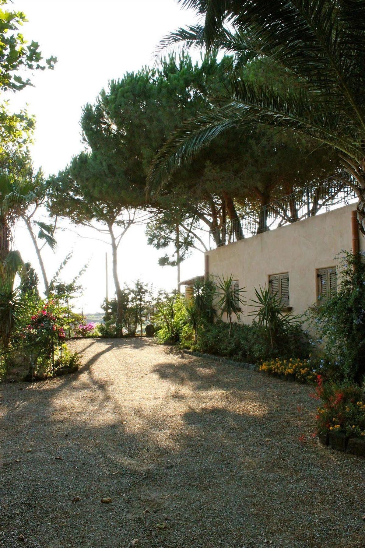 Le Mannare Vacanze Di Metopa Srl *